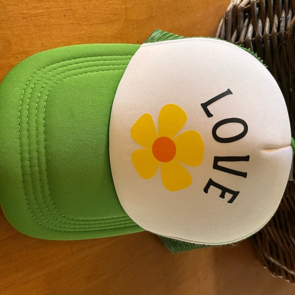 Trucker hat - Picture 3 of 4